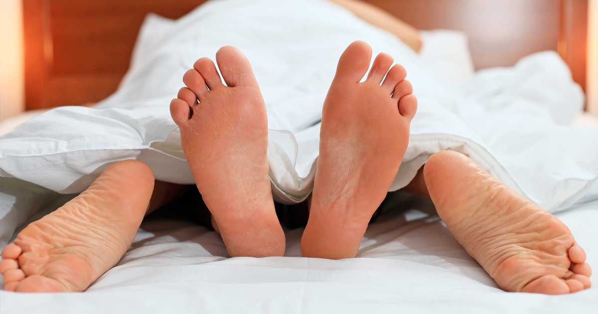 Переплетенные ноги Переплетенные ноги