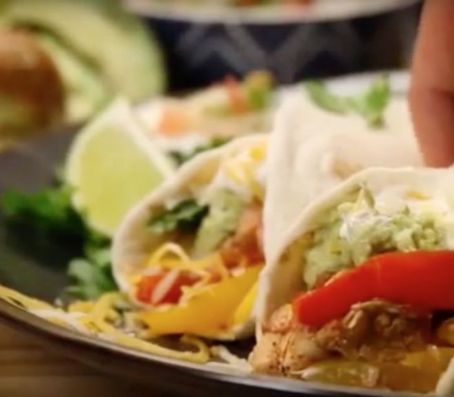 How to make slow cooker chicken fajitas (video) Cooktop Cove