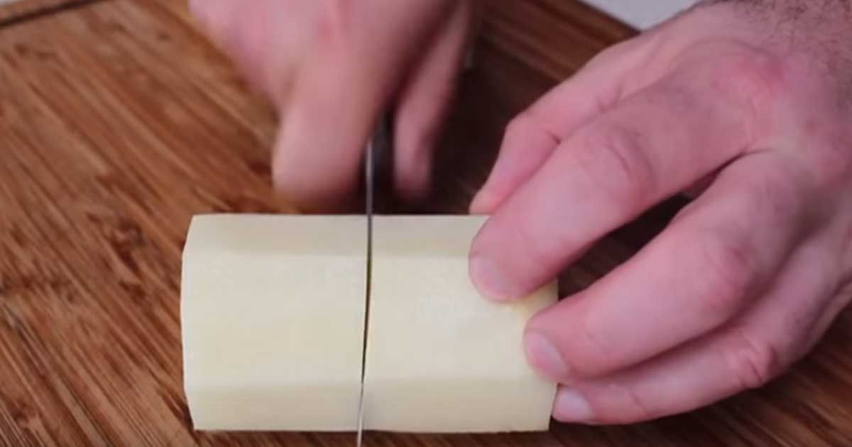 Man shows off novel potato cutting trick, when making fondant potatoes