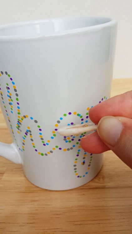 How to remove superglue from your favorite clothes: 10 secrets How to remove superglue from your favorite clothes: 10 secrets