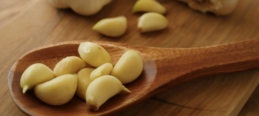 2 Different Ways To Peel Garlic And Avoid The Smell On Your Hands Recipe and Video