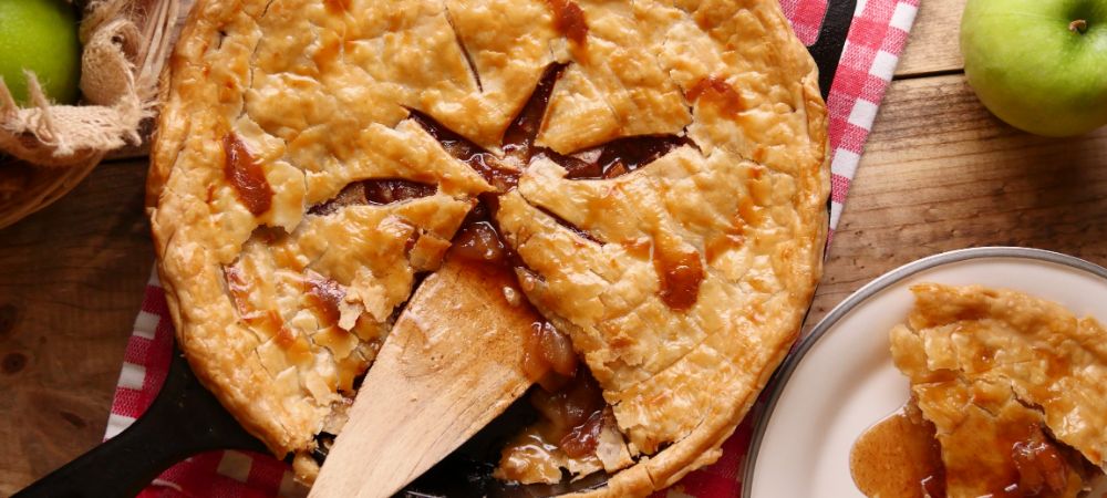This Southern Skillet Apple Pie Tastes As Good As It Looks Recipe and Video