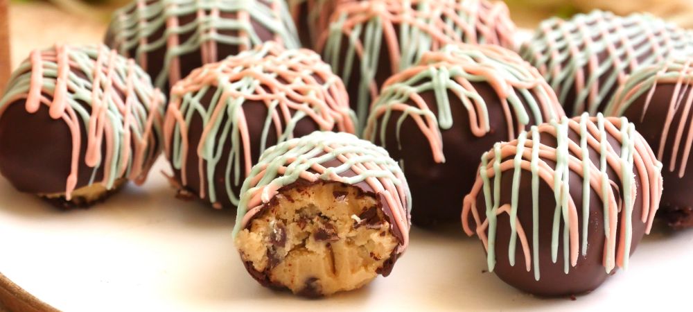 Chocolate Chip Cookie Dough Eggs Recipe and Video