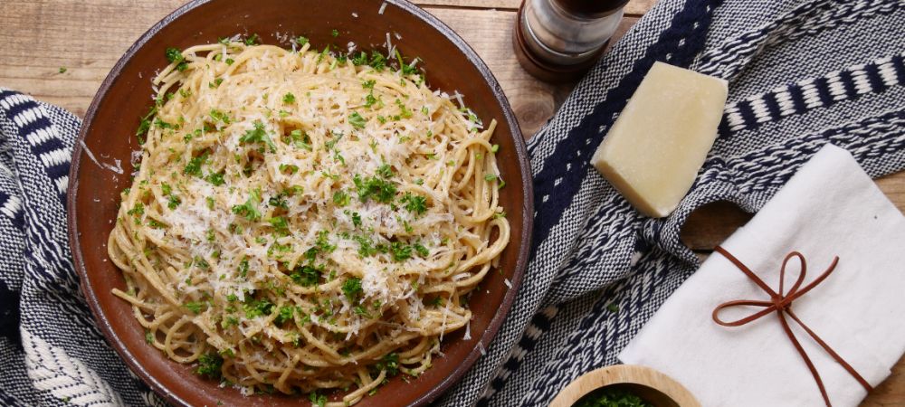 Make A Simple Spaghetti Supper (cacio E Pepe) Recipe and Video