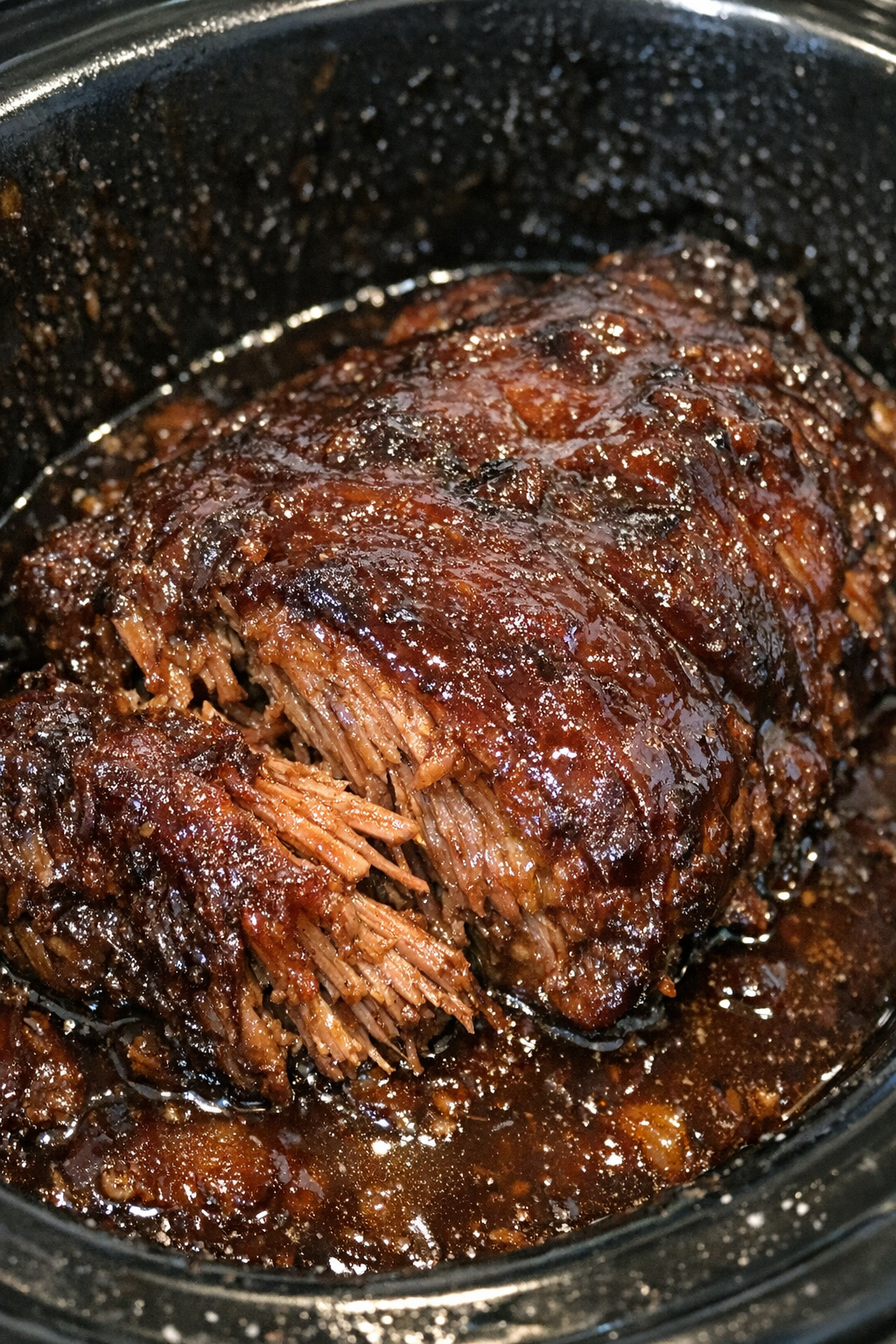 Slow cooker roast with dark amber glaze