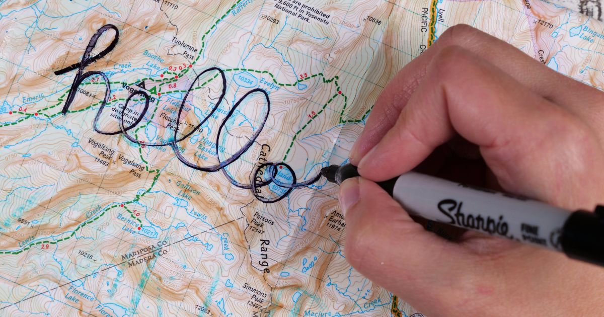 Hand-lettered map - DIY Everywhere