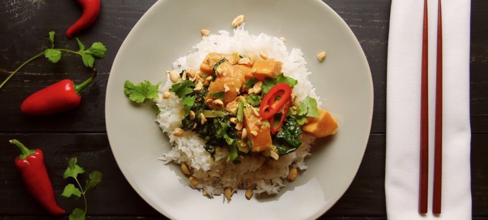 Low-carb Coconut Curried Kale And Sweet Potato Recipe and Video