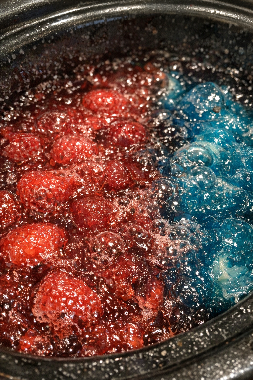 Garnet and azure gelatin dessert in a slow cooker