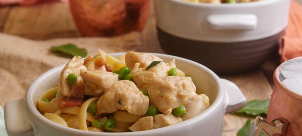 Impress Your Friends With This Easy Chicken Carbonara Recipe and Video