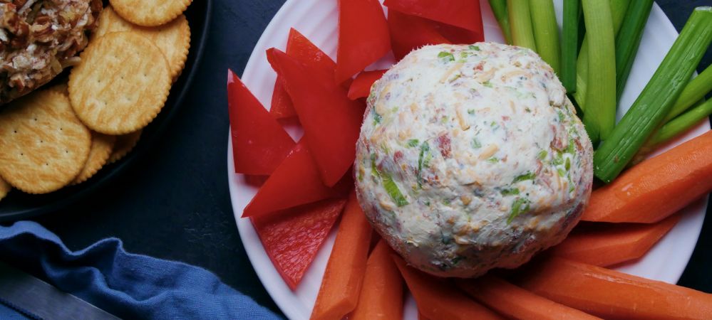 Bacon Ranch Cheddar Cheese Ball Recipe and Video