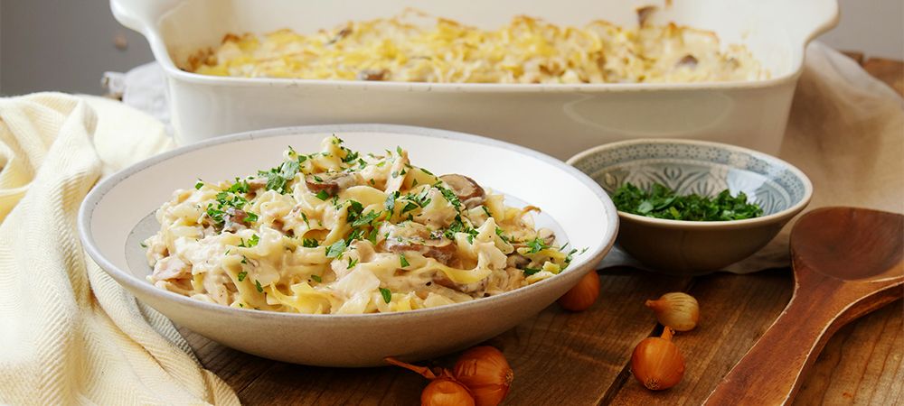 Nobody Can Get Enough Of This Creamy Amish Casserole Recipe and Video