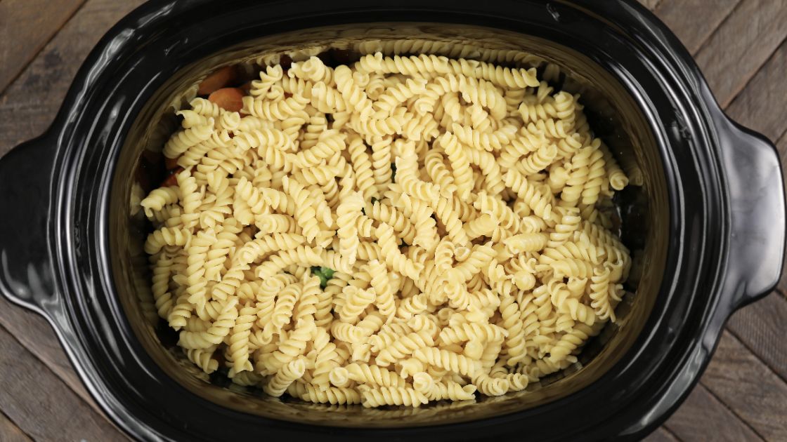 6 Slow Cooked Pasta Recipes So Yummy You Need To Try At Least Once I've found 15 awesome recipes for your slow cooker that have pasta. 6 slow cooked pasta recipes so yummy