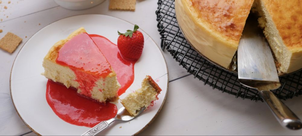 Combine Graham Cracker Crumbs And Cream Cheese & Get This Tasty Idea Recipe and Video