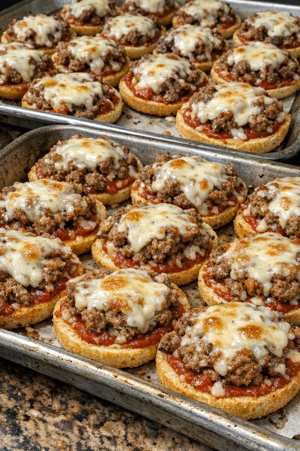 Oven baked 4-ingredient beef pizza bites ready to serve