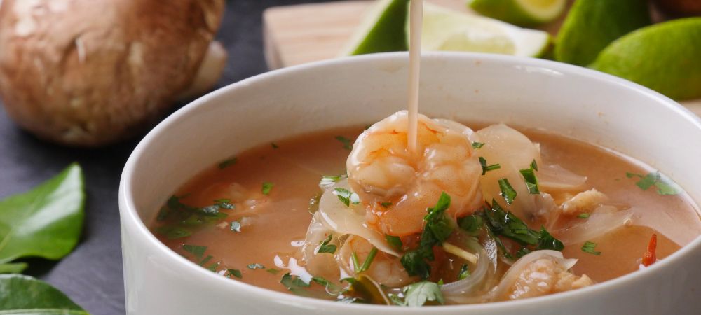 Real Thai Tom Yum Soup Recipe and Video