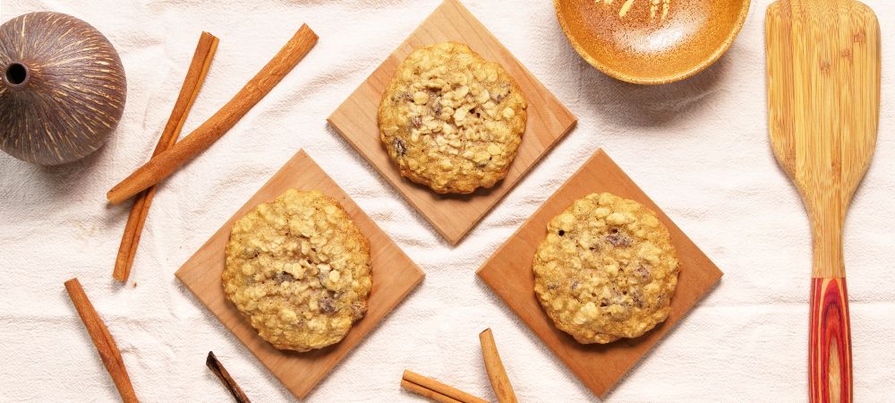 Impress Your Mom With These Classic Oatmeal Raisin Cookies Recipe and Video