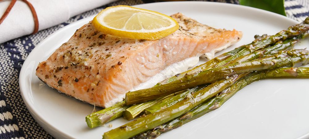 A Quick And Healthy Dinner Of Baked Salmon With Lemon And Asparagus Recipe and Video