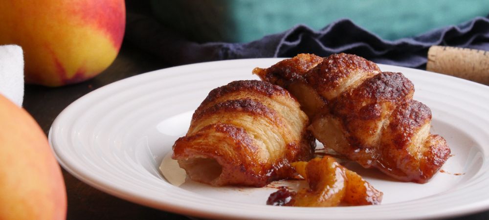 These 5-ingredient Peach Dumplings Are The Easiest Dessert Ever Recipe and Video