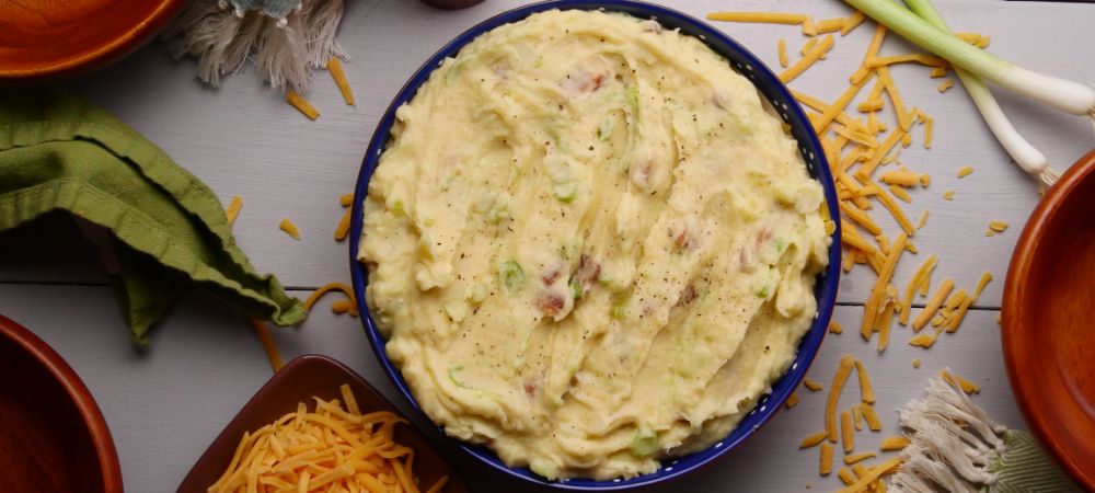 When Baked Potatoes Meet Their Masher: Bacon And Cheese Mashed Potatoes Recipe and Video