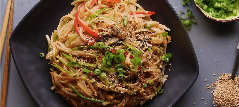 Vegetarian One-pot Peanut Sesame Noodles Recipe and Video